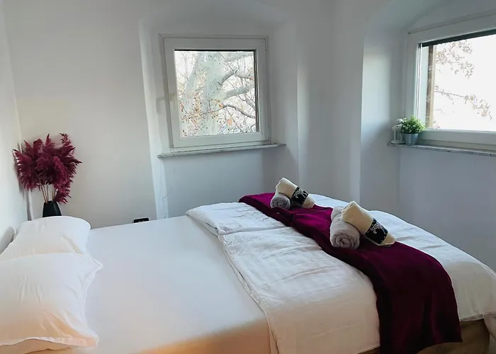 Apartments Nina